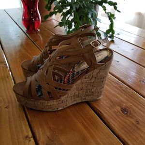 Madden girl wedges